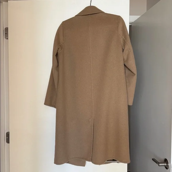 Vince Tan Women's Coat - Picture 4 of 4